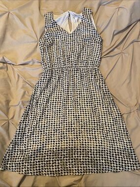White House Black Market Houndstooth Sleeveless V-Neck A-Line Dress